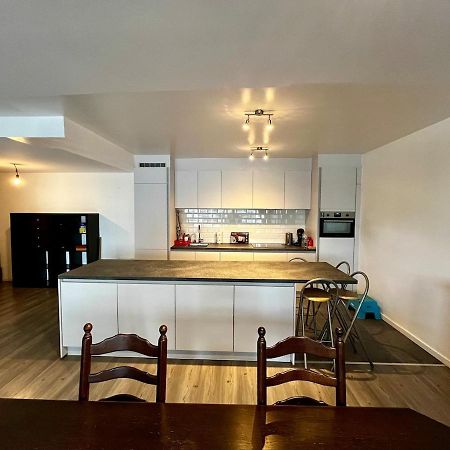Big Apartment With Parking In 安特卫普 外观 照片