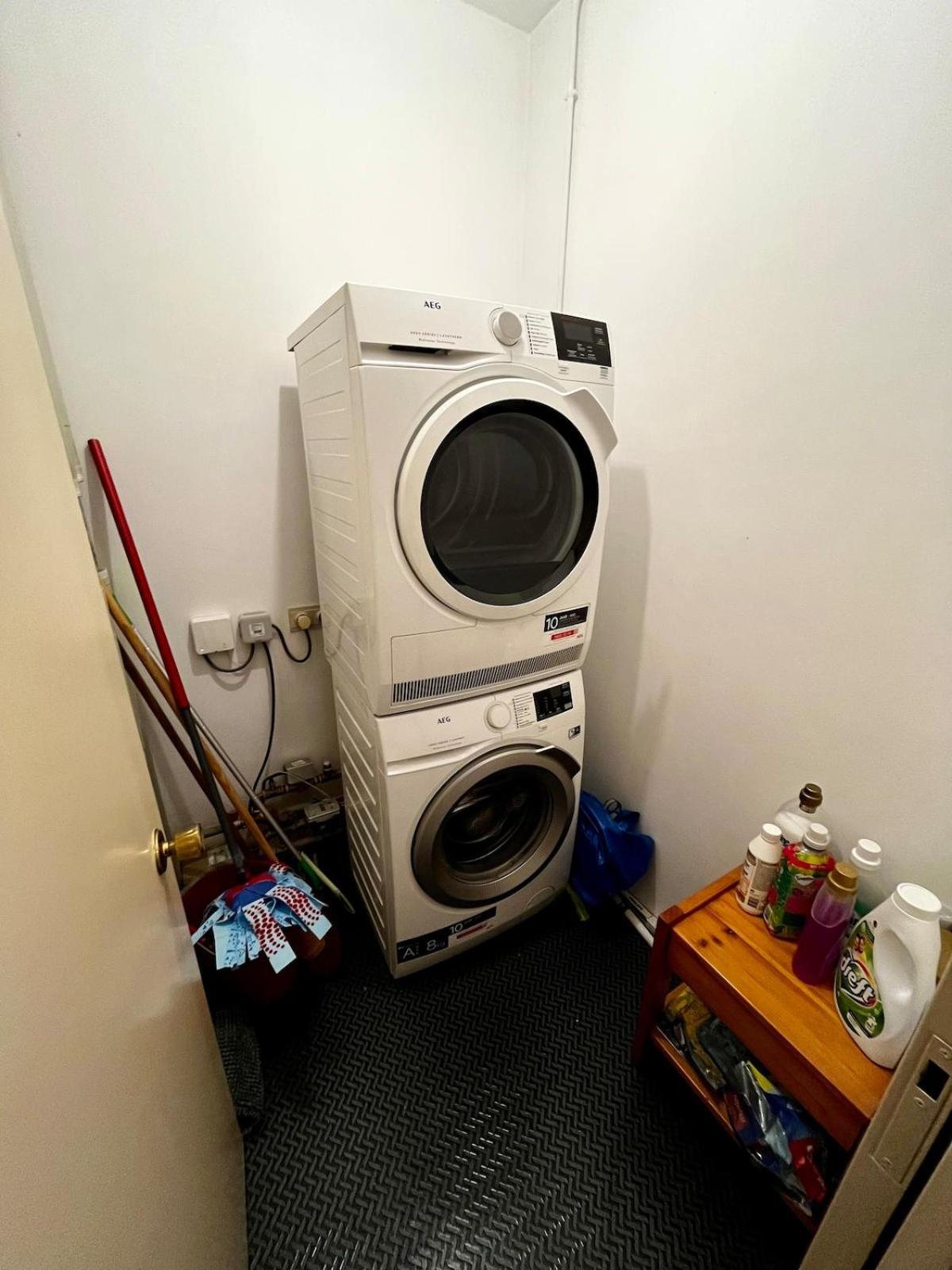 Big Apartment With Parking In 安特卫普 外观 照片