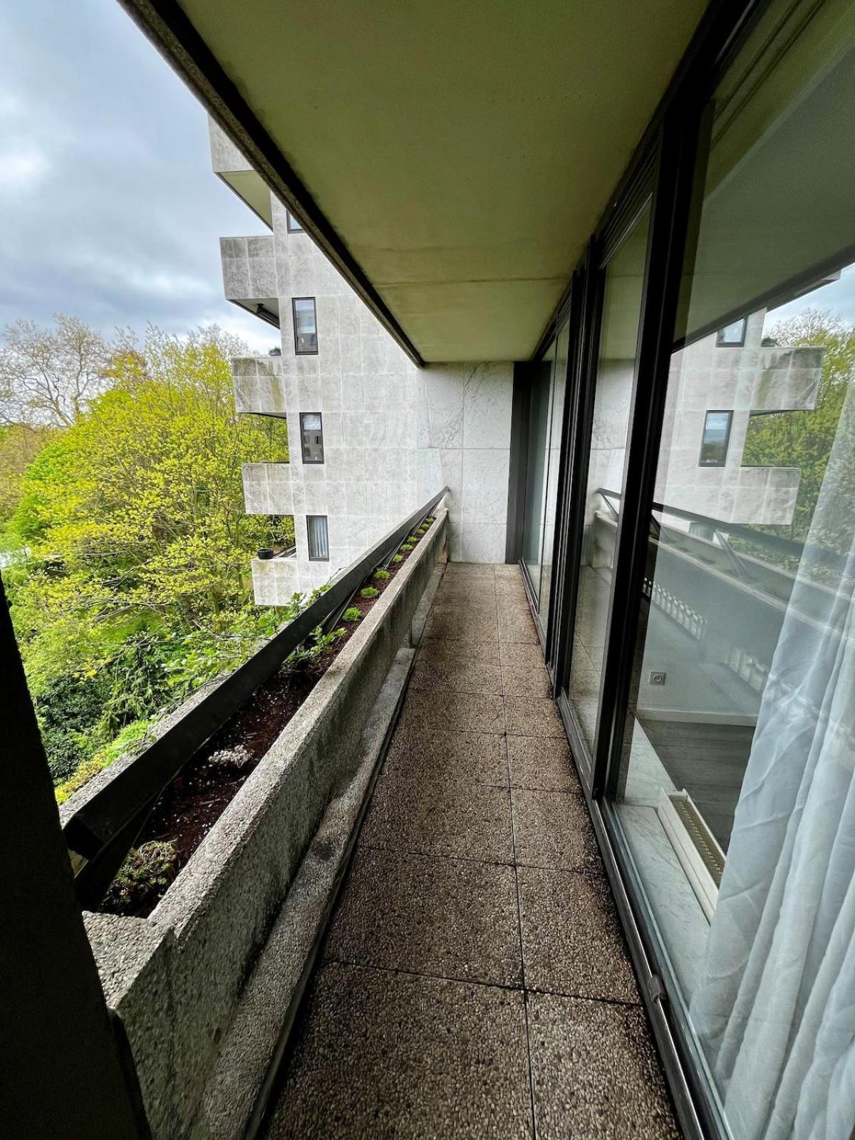 Big Apartment With Parking In 安特卫普 外观 照片